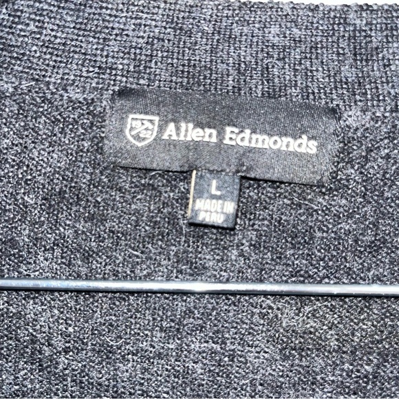 Allen Edmonds Men’s Cardigan - Picture 3 of 5